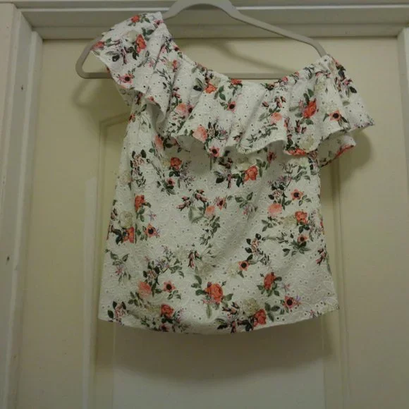 ONE SHOULDER EYELET FLORALS RUFFLES BLOUSE BY I.N.C. S - Picture 2 of 8